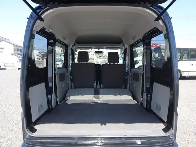 スズキ エブリイ EBD-DA17V(4WD)の写真13