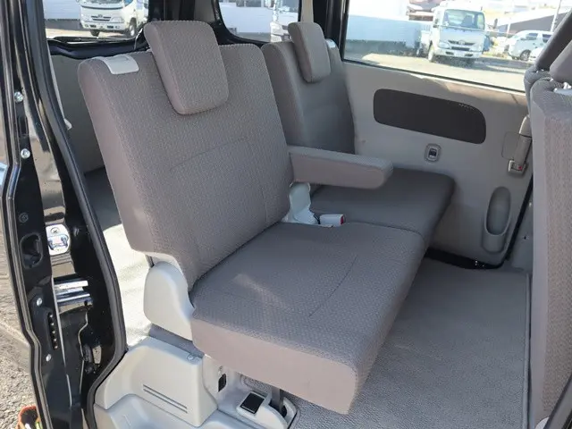 スズキ エブリイ EBD-DA17V(4WD)の写真15