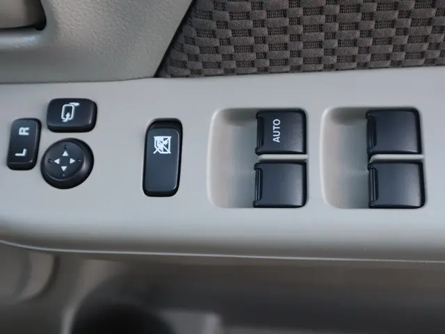 スズキ エブリイ EBD-DA17V(4WD)の写真43