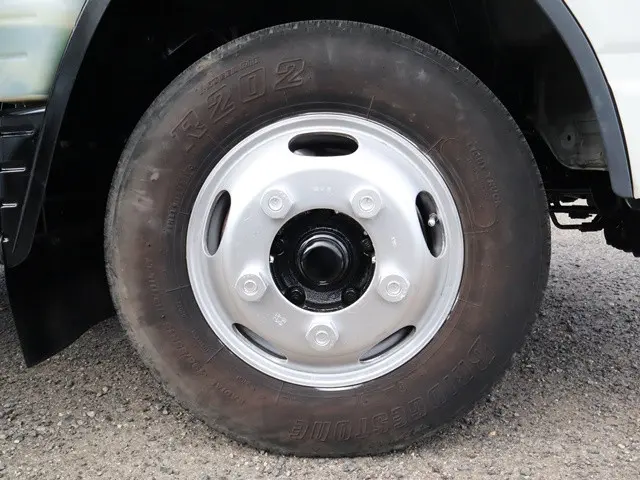 三菱 キャンター TPG-FEA20(2WD)の写真23