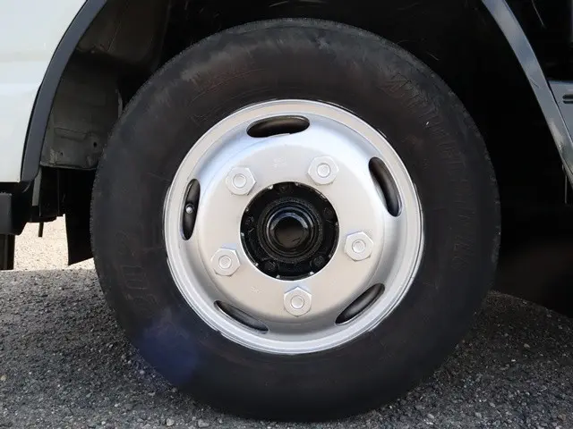 三菱 キャンター TPG-FEA20(2WD)の写真26
