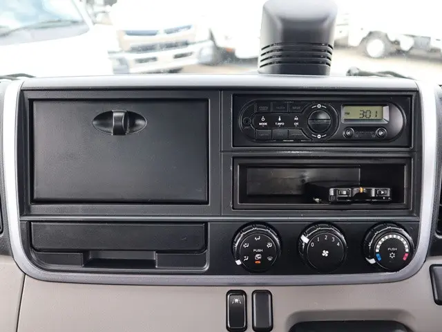三菱 キャンター TPG-FEA20(2WD)の写真37