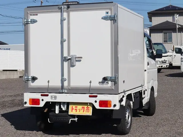 スズキ キャリイ 3BD-DA16T(2WD)の写真5