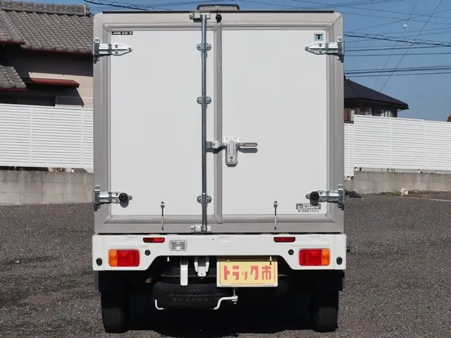 スズキ キャリイ 3BD-DA16T(2WD)の写真6