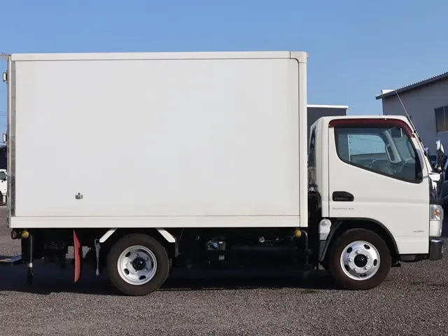 三菱 キャンター TPG-FBA50(2WD)の写真8