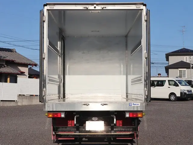 三菱 キャンター TPG-FBA50(2WD)の写真11