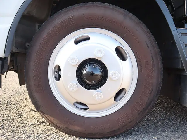 三菱 キャンター TPG-FBA50(2WD)の写真28