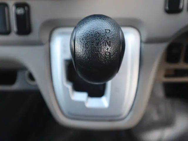 三菱 キャンター TPG-FBA50(2WD)の写真38