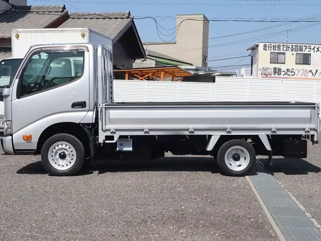 トヨタ ダイナ 3BF-TRY230(2WD)の写真9
