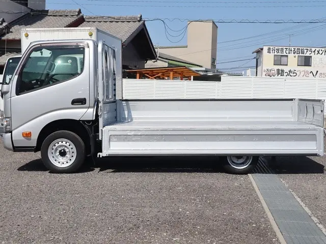 トヨタ ダイナ 3BF-TRY230(2WD)の写真13