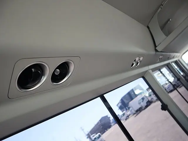 トヨタ コースター SDG-XZB70(2WD)の写真12