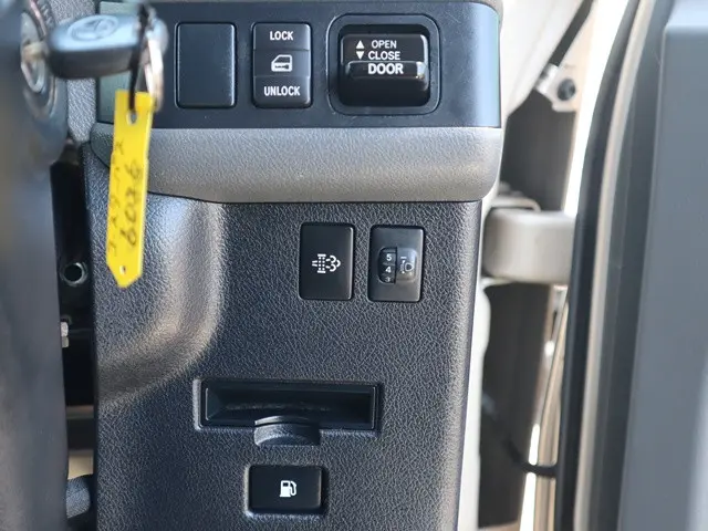 トヨタ コースター SDG-XZB70(2WD)の写真39