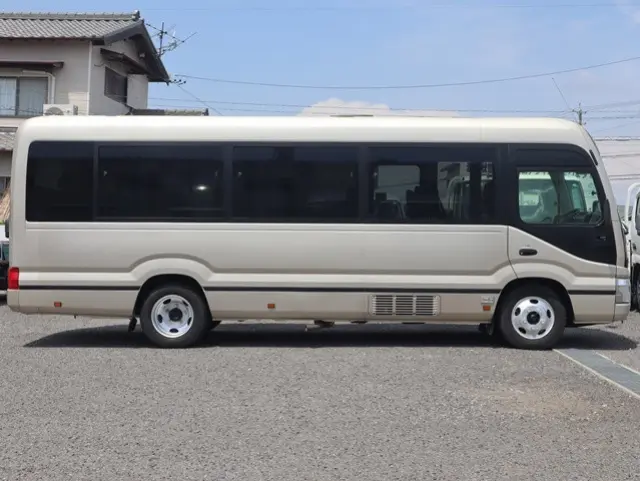 トヨタ コースター SDG-XZB70(2WD)の写真8