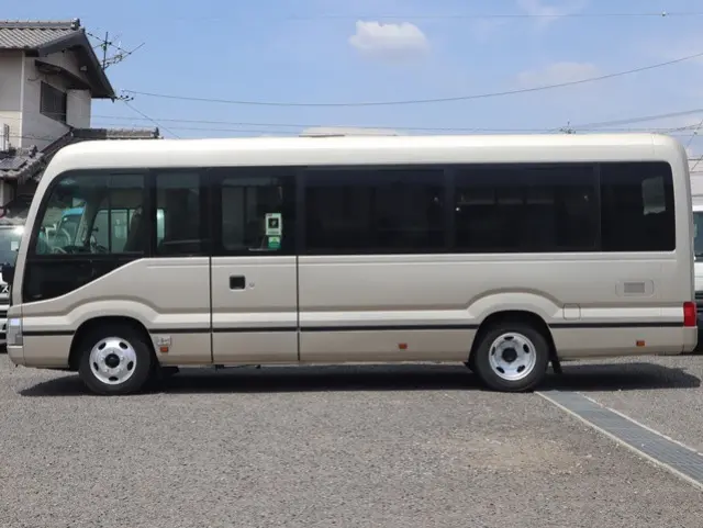 トヨタ コースター SDG-XZB70(2WD)の写真9