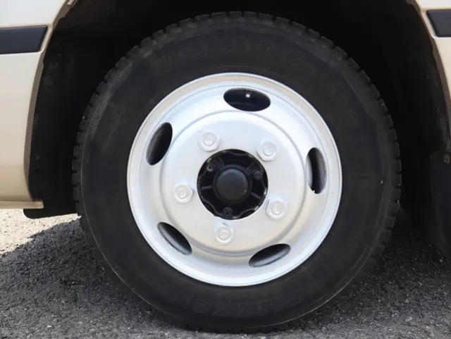 トヨタ コースター SDG-XZB70(2WD)の写真22