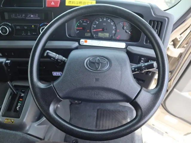 トヨタ コースター SDG-XZB70(2WD)の写真30