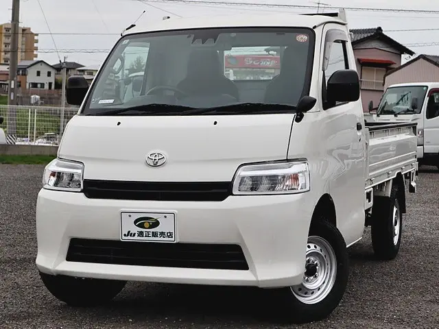トヨタ タウンエーストラック 5BF-S403U(2WD)の写真2