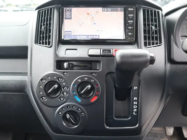 トヨタ タウンエーストラック 5BF-S403U(2WD)の写真35
