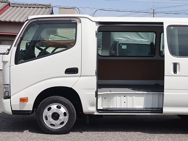 トヨタ ダイナ LDF-KDY241V(2WD)の写真10