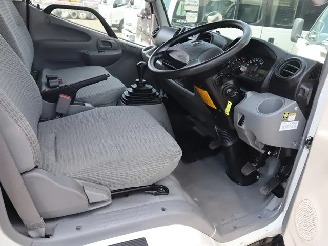 トヨタ ダイナ LDF-KDY241V(2WD)の写真29