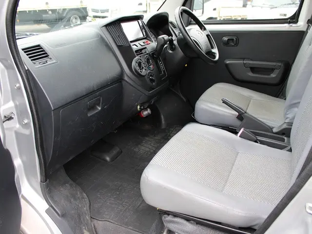 トヨタ ライトエーストラック DBF-S402U(2WD)の写真33