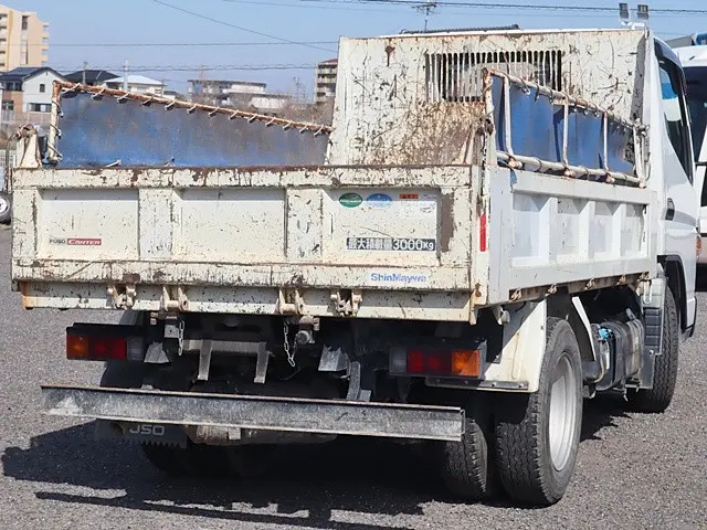 三菱 キャンター TPG-FBA60(2WD)の写真3