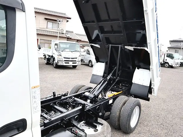 三菱 キャンター TPG-FBA60(2WD)の写真13