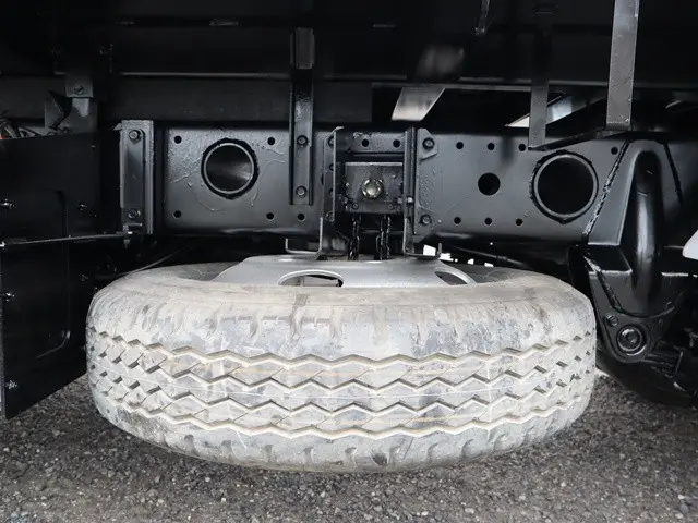 三菱 キャンター TPG-FBA60(2WD)の写真21