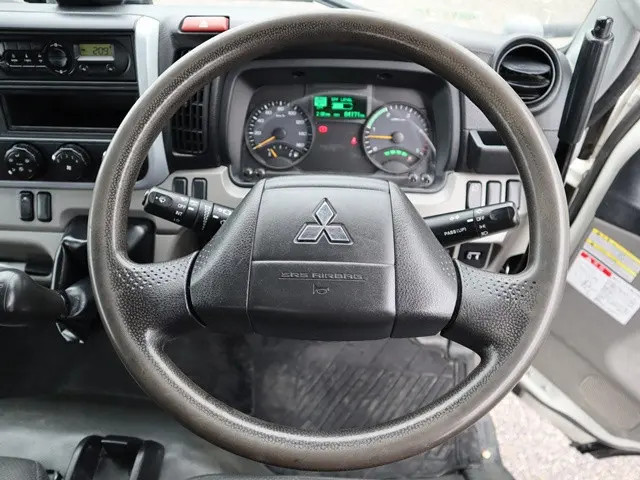 三菱 キャンター TPG-FBA60(2WD)の写真35
