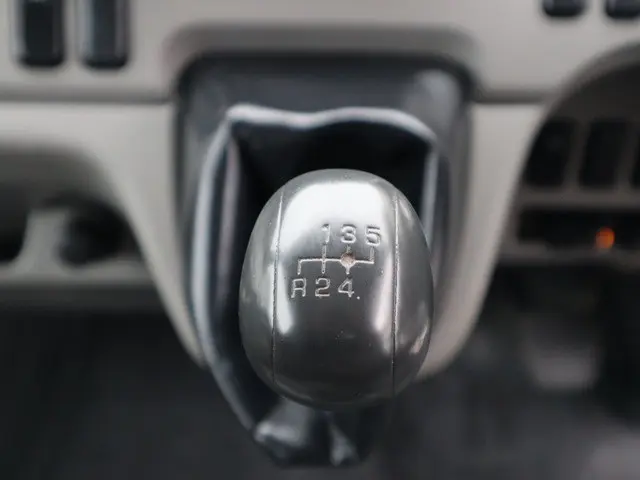 三菱 キャンター TPG-FBA60(2WD)の写真36