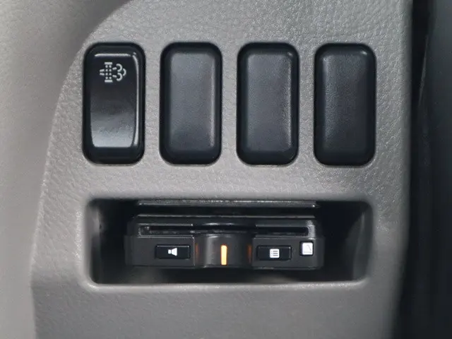 三菱 キャンター TPG-FBA60(2WD)の写真38