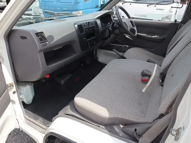 トヨタ ライトエーストラック GK-KM75(2WD)の写真33