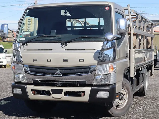 三菱 キャンター 2PG-FEBS0(2WD)の写真1