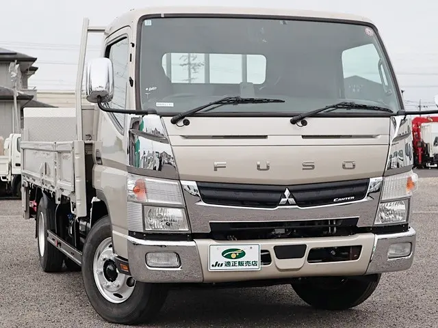三菱 キャンター 2PG-FEBS0(2WD)の写真4