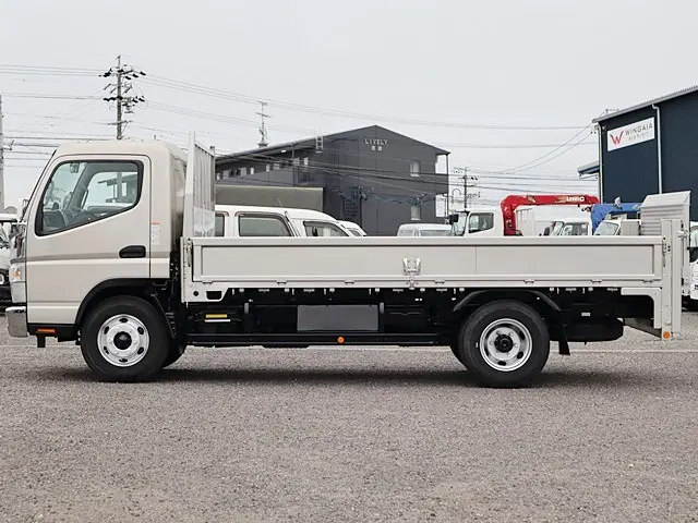 三菱 キャンター 2PG-FEBS0(2WD)の写真9