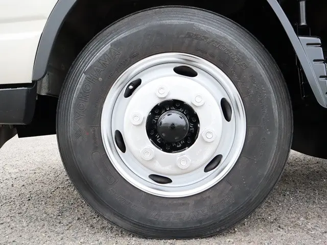 三菱 キャンター 2PG-FEBS0(2WD)の写真29