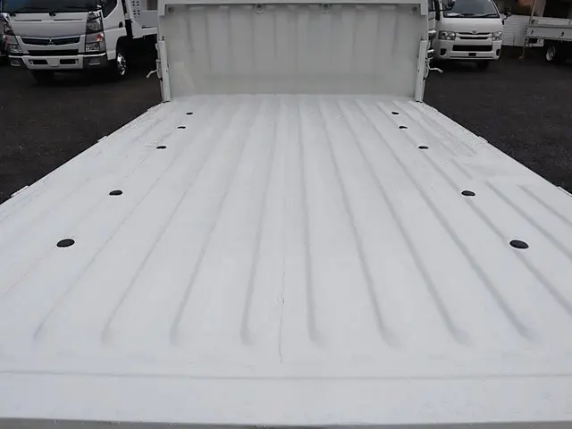 トヨタ タウンエーストラック 5BF-S403U(2WD)の写真12