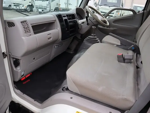 トヨタ トヨエース ABF-TRY220(2WD)の写真31