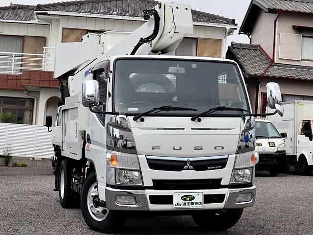 三菱 キャンター TPG-FEA50(2WD)の写真4