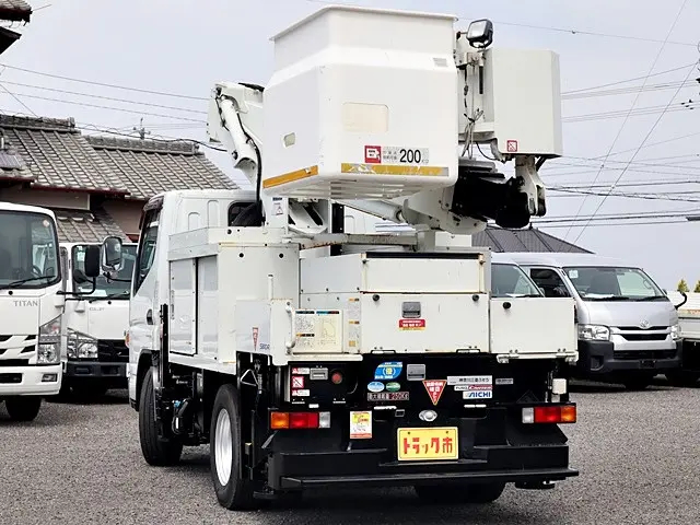 三菱 キャンター TPG-FEA50(2WD)の写真7
