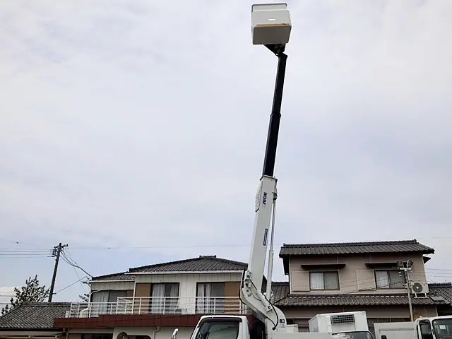 三菱 キャンター TPG-FEA50(2WD)の写真13