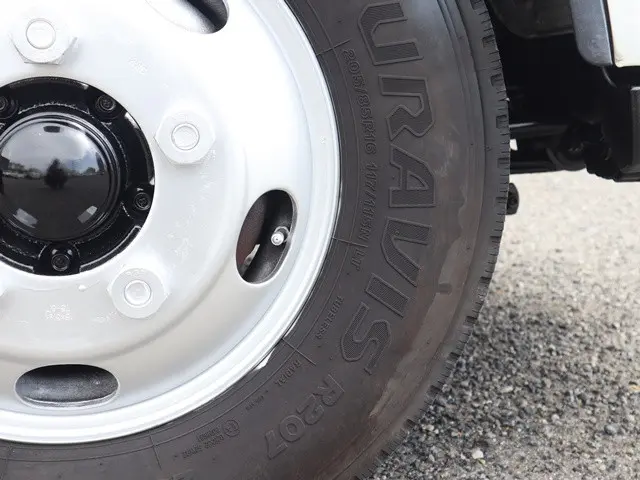 三菱 キャンター TPG-FEA50(2WD)の写真28