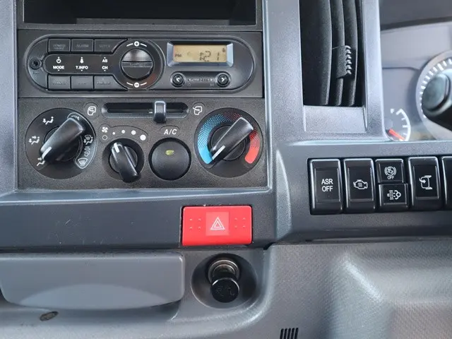 マツダ タイタン TPG-LJR85AD(2WD)の写真38
