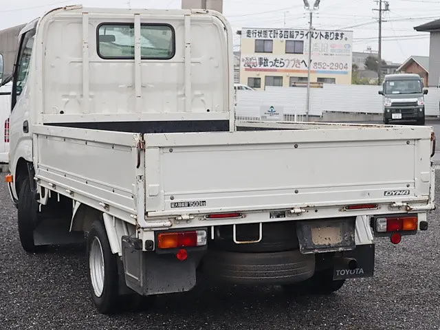 トヨタ ダイナ ABF-TRY220(2WD)の写真2