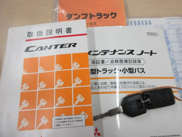 三菱 キャンター TPG-FBA60(2WD)の写真5