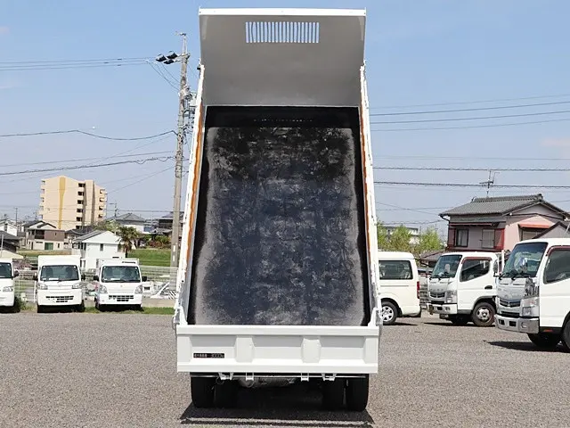 三菱 キャンター TPG-FBA60(2WD)の写真14