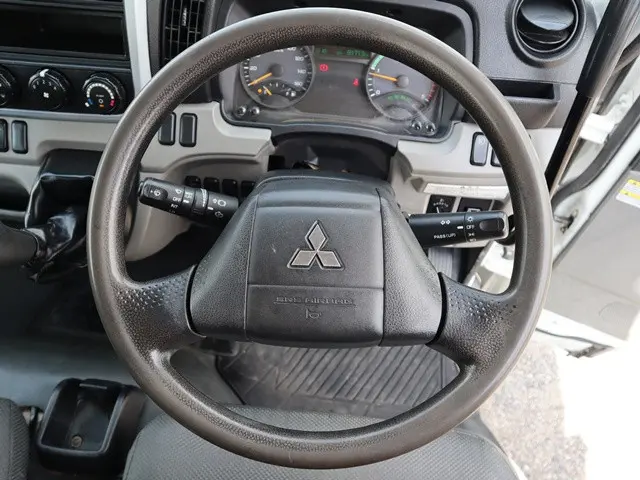 三菱 キャンター TPG-FBA60(2WD)の写真35