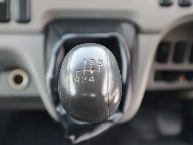 三菱 キャンター TPG-FBA60(2WD)の写真36