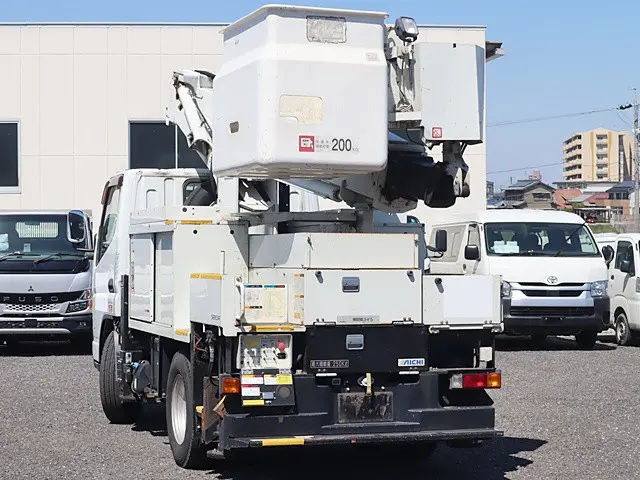 三菱 キャンター TPG-FEA50(2WD)の写真2