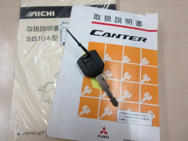 三菱 キャンター TPG-FEA50(2WD)の写真5